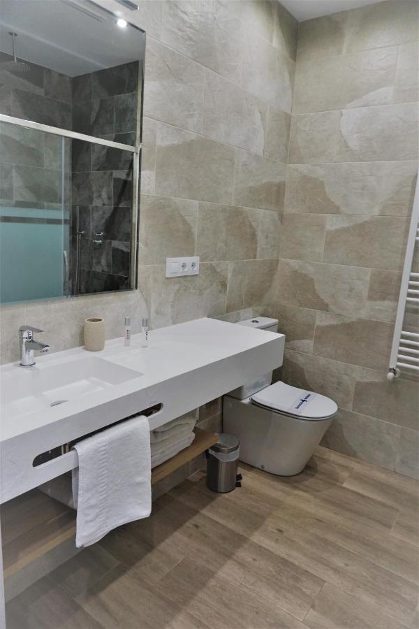 Apartamentos La Playina Llanes Ngoại thất bức ảnh
